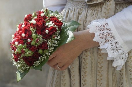 Trachtenhochzeit für Brautpaare